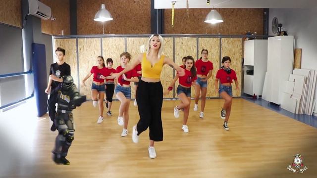 Fortnite - The Jitterbug emote: Learn the Jitterbug dance by Elena Evangelia. смотреть онлайн