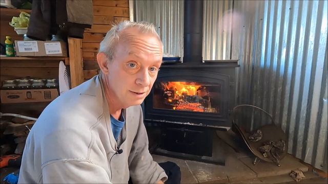 90% Of You Will Hate This Video Off Grid Living In A Tiny House смотреть онлайн