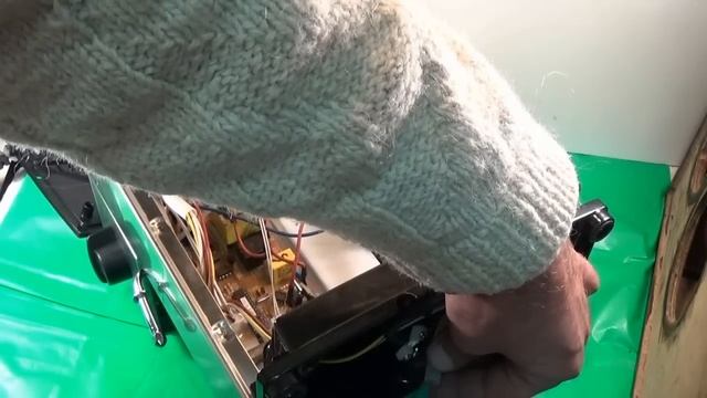 Ремонт помпы в кофеварке Zelmer 13z013 смотреть онлайн