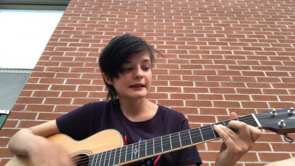 Juliet - cavetown cover on my guitar for Ichor 😌