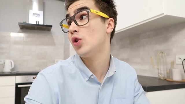 КАНИКУЛЫ ШКОЛЬНИКА VS КАНИКУЛЫ СТУДЕНТА ( школьник против студента ) КАЖДЫЙ ШКОЛЬНИК ТАКОЙ смотреть онлайн