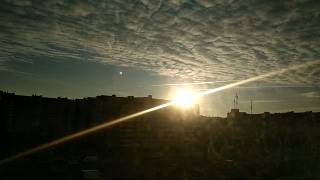 Солнце встаёт... // Time-Lapse смотреть онлайн