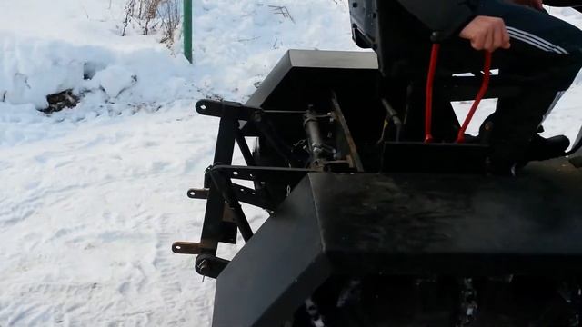 работа гидравлики на две навески. Трактор из Оки и погрузчика смотреть онлайн