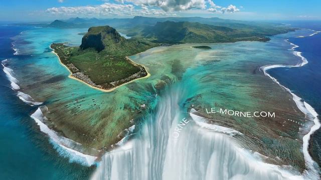 Mauritius Underwater Waterfall (1H) @KozyLeMorne