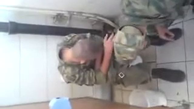 Солдат на очке смотреть онлайн