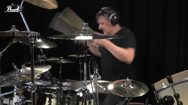 Pearl Masterworks in action with Ray Luzier | Korn - Insane смотреть онлайн