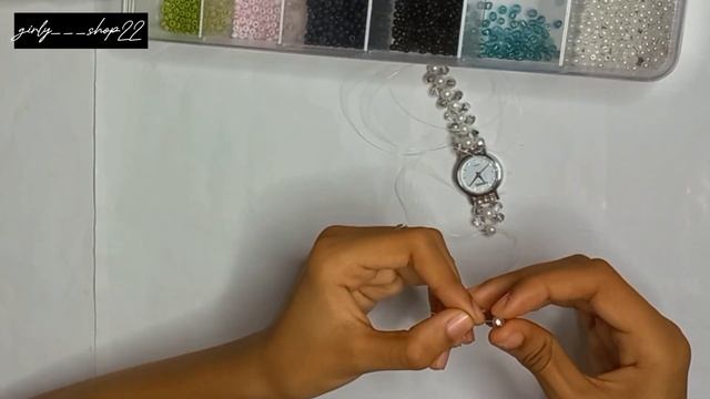 How to make that beaded watch strap|| Aesthetic girl essentials ✨️ ?? || trending accessories ?? смотреть онлайн