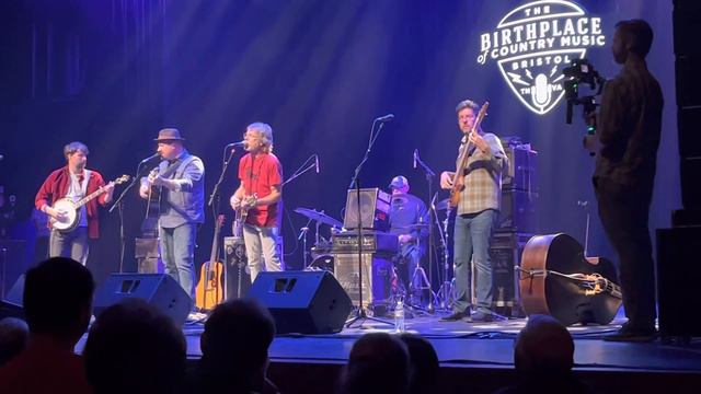 Sam Bush “I’m Still Here” by John Hartford / Bristol, TN March 2023 смотреть онлайн