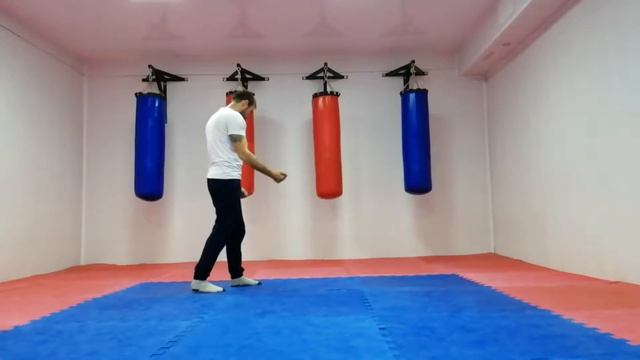 Отжимания. День первый! Погнали.... смотреть онлайн