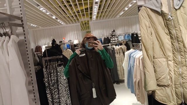 ШОПИНГ ВЛОГ | ОБРАЗЫ НА ОСЕНЬ ЗИМУ 2021 : ZARA, BERSHKA, LIME✨ ПРИМЕРКА / ОБЗОР НОВОГОДНЕГО смотреть онлайн