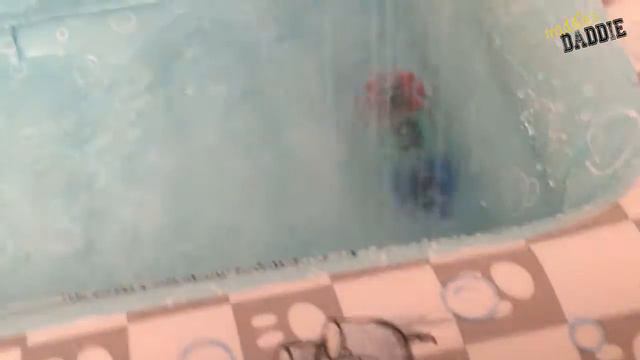 Garanimals Inflatable Baby Bathtub by Disney Review смотреть онлайн