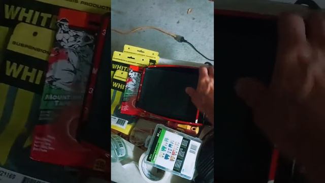 89/94 Mazda BG 323, rude boy hood scoop install. смотреть онлайн