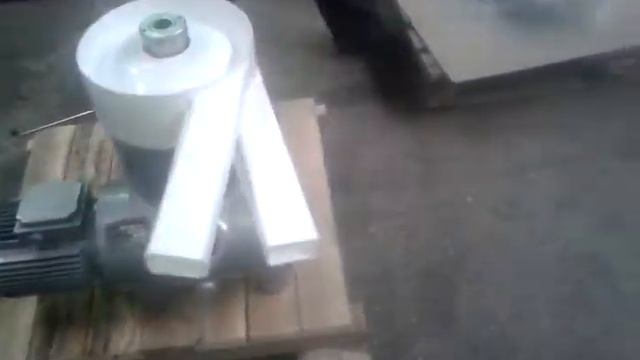 РОТОР-СЕПАРАТОР Сепаратор сливкоотделитель открытого типа периодического действия РОТОР-ОС-1 смотреть онлайн