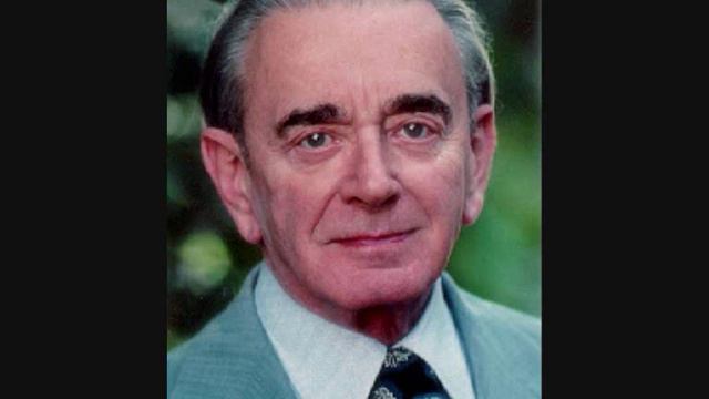 "Gypsy Melodies" - Miklos Rozsa conducts смотреть онлайн
