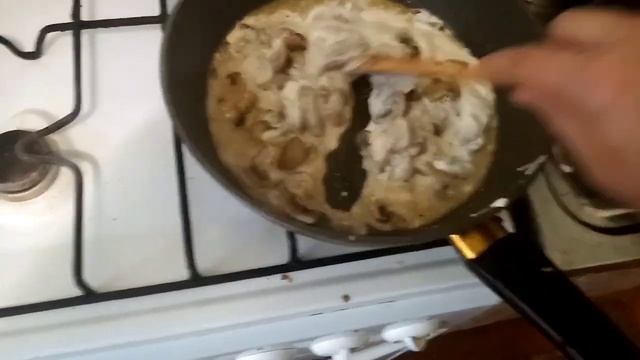 Дружэ и Рамзи рядом не стояли. Паста болонез или макарошк. Быстро и вкусно.