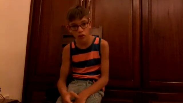 Обсуждаем Youtube: Драка Хованский VS Калашников! Что произошло в ночь драки? смотреть онлайн