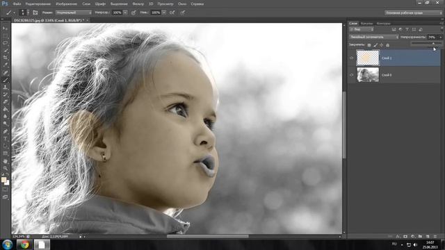 уроки фотошопа #2: Как раскрашивать черно-белые фотографии смотреть онлайн