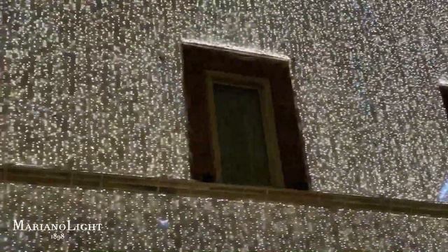 Rinascente Milano - Golden Arcade and Meteors смотреть онлайн
