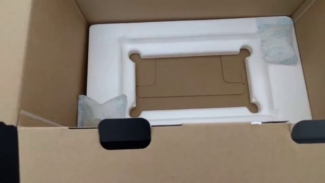 Fast unboxing of a Marshall Action Bluetooth Speaker ? смотреть онлайн