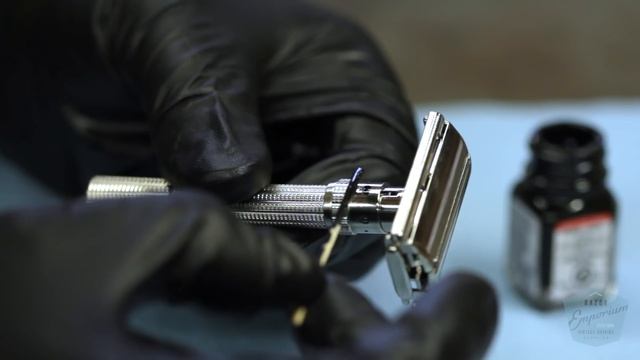 How to Paint Numbers on Vintage Gillette Adjustable Safety Razor Tutorial смотреть онлайн