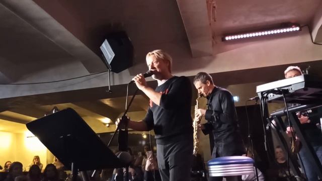 Дмитрий Харатьян. Она была в Париже. смотреть онлайн