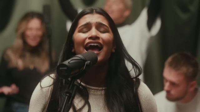 Jesus At The Center (feat. Naomi Raine & Maryanne J. George) | Maverick City Music | TRIBL смотреть онлайн