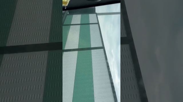 Metropolitan Eye view смотреть онлайн