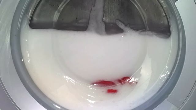 Pralka Electrolux EWM11044 Super Slim 33cm Small Load Synthetic Program смотреть онлайн