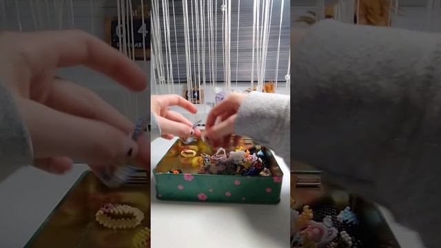 обзор украшений из бисера😻✨ смотреть онлайн