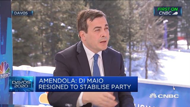Italy's Di Maio resigned to stabilize the government, minister says смотреть онлайн