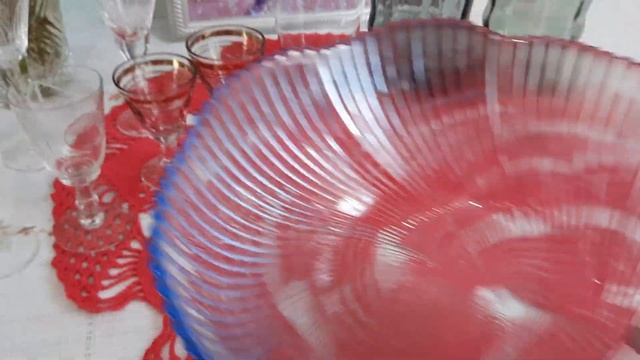 Посуда даром,фужеры, стаканы,салатник.??? смотреть онлайн