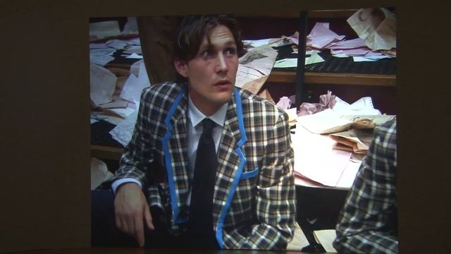 Aernout Mik by Stedelijk Museum Amsterdam смотреть онлайн