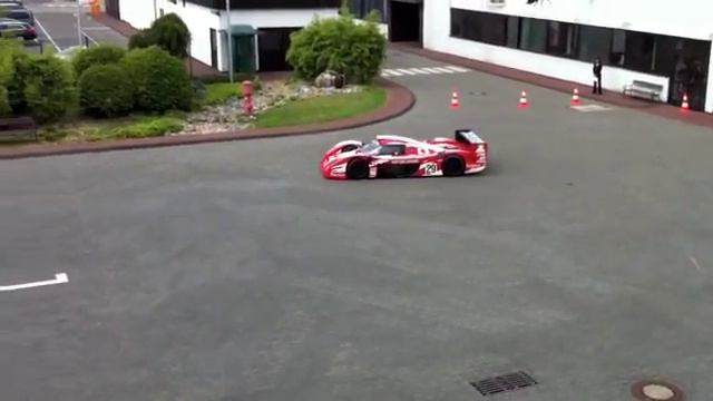 '98 Toyota GT-one смотреть онлайн