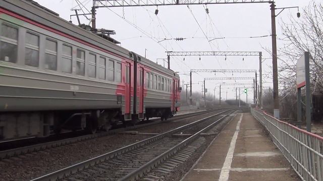 Электропоезд ЭД9М-0093 смотреть онлайн