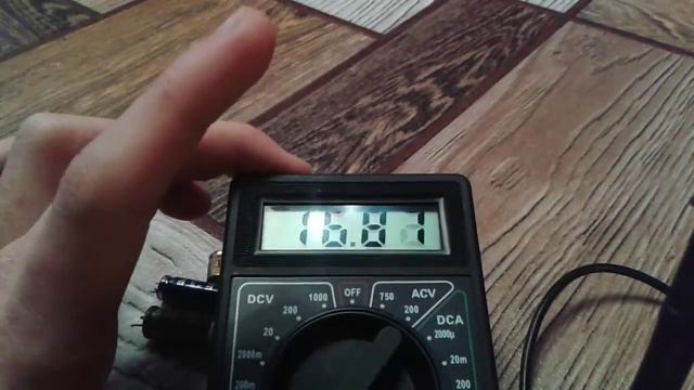 Как проверить конденсатор мультиметром смотреть онлайн
