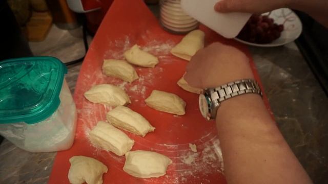 Вареники с вишней на пару/dumplings with cherries смотреть онлайн
