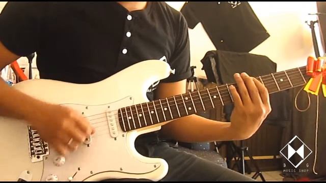 HELIUM GUITAR ( BG TEST SOUND) смотреть онлайн