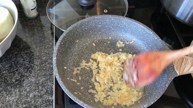 HOW TO COOK RUSSIAN BORSCHT - THE BEST FAMILY RECIPE! смотреть онлайн