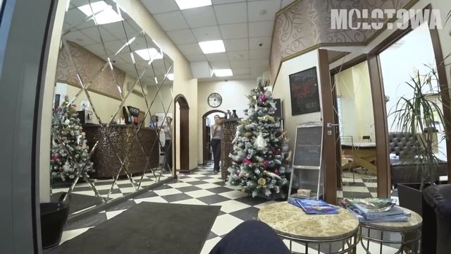 ТРЕШ-САЛОН С НИЗКИМ РЕЙТИНГОМ ? / Треш-обзор салона красоты в Москве смотреть онлайн