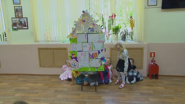 Музыкальная школа №2 Детки играют сказку "Теремок" смотреть онлайн