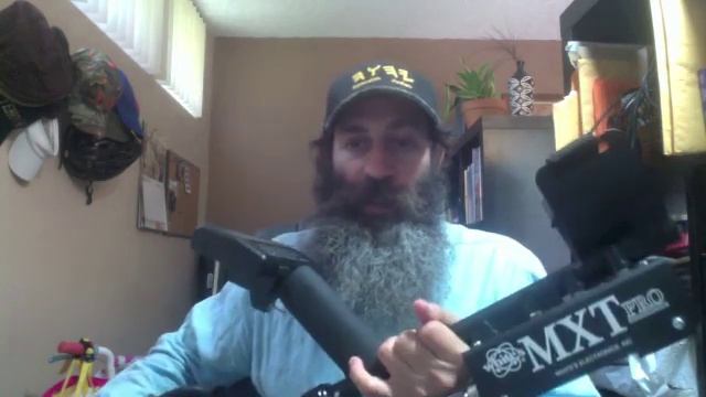 White's MXT Pro Metal Detector смотреть онлайн