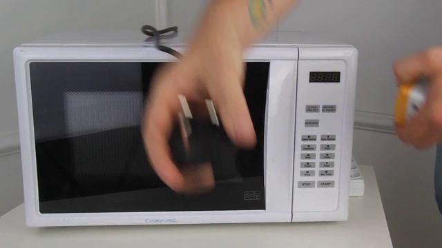 Микроволновая печь Cookworks EM820CFD-PM смотреть онлайн