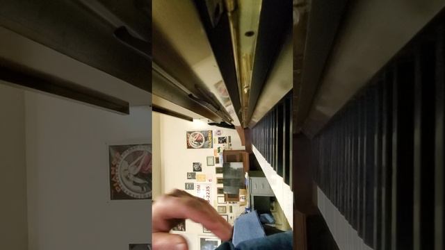 Yamaha U1 48" upright piano, mahogany, $2800 @ Adamspiano.com смотреть онлайн