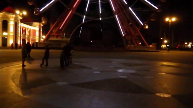 вечером в парке Горького.ХАРЬКОВ.23.11.19Г. смотреть онлайн