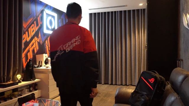 Gaming Room Tour 2020 смотреть онлайн