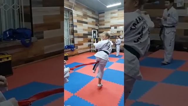 Спорт клуб Акылбеков смотреть онлайн