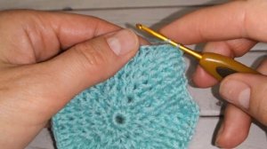 Берет крючком узором "Листья"//Crochets a pattern of "Leaves"//Часть - 1