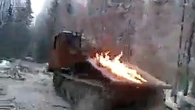 Подрыв немецкого танка смотреть онлайн