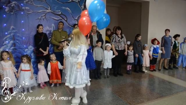 Хоровод снежинок. Елка в с. Высоцкое. (2020 год). Круглова Ксения. смотреть онлайн
