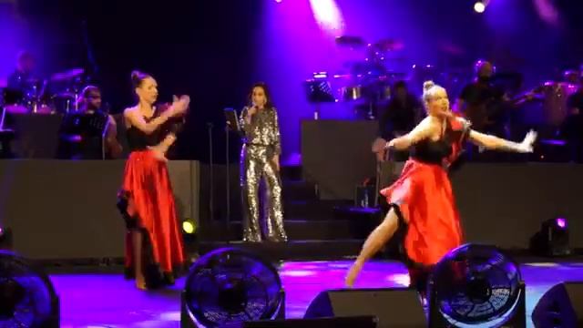 Ebru Gündeş Azerbaycan Konseri | Ebru Gündeş Azerbaycan Konsert | Azərbaycan Mahnıları  ????